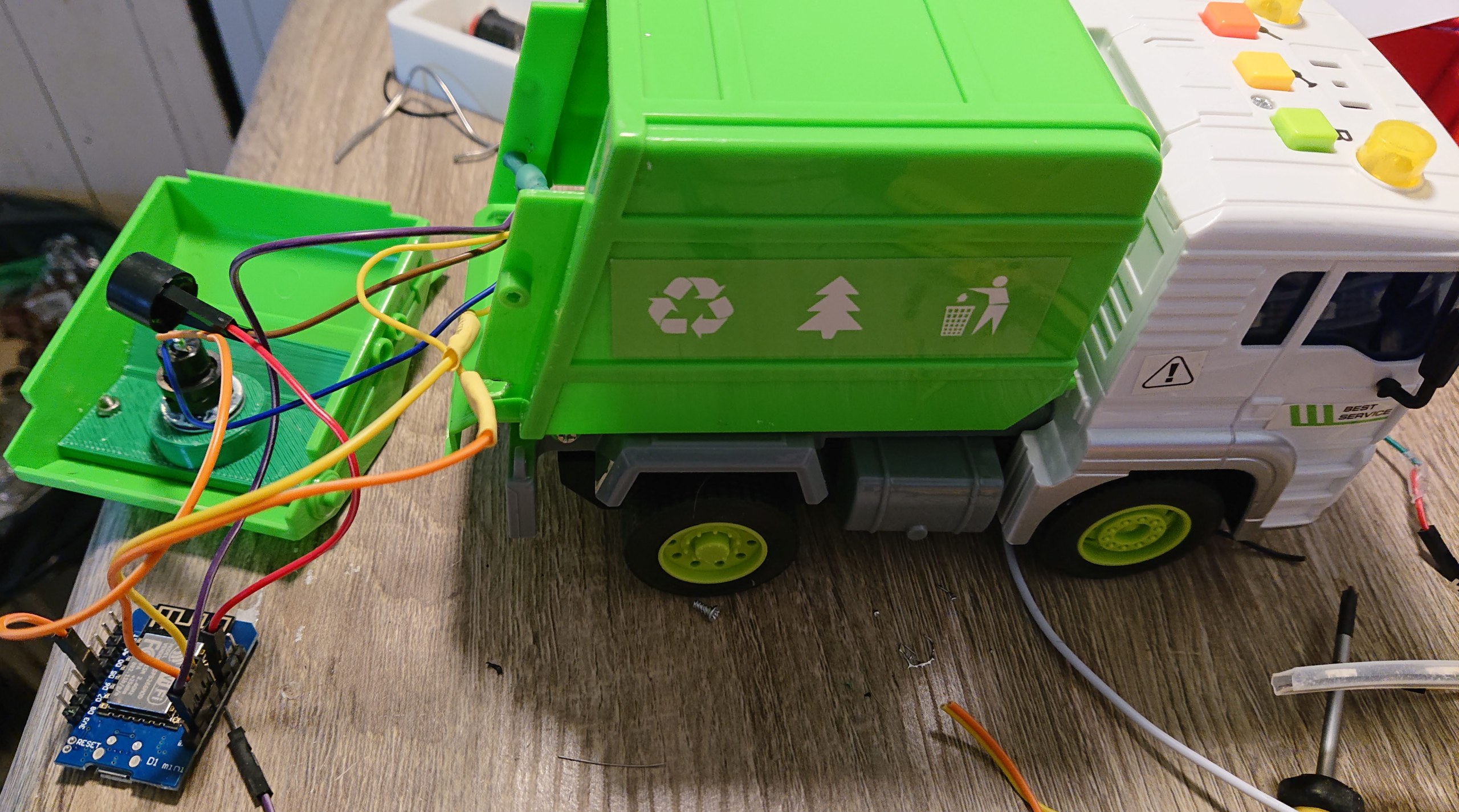 IoT Carbage truck